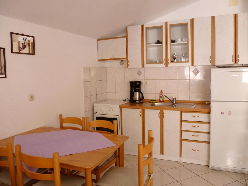 Apartments Sanda Tribunj Tribalj Buitenkant foto